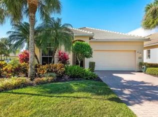 3523 Grand Cypress Dr, Naples, FL 34119