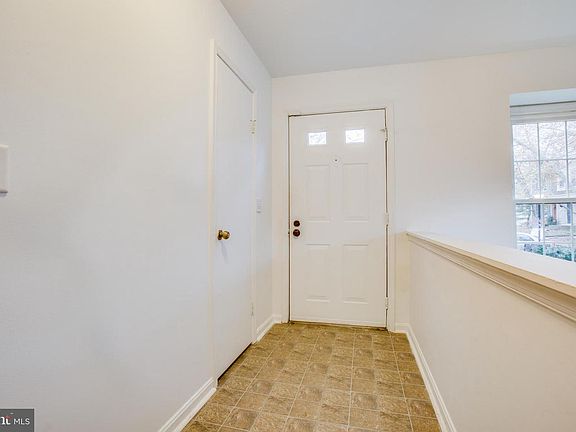 2nd image of 10611 Gideon Ct