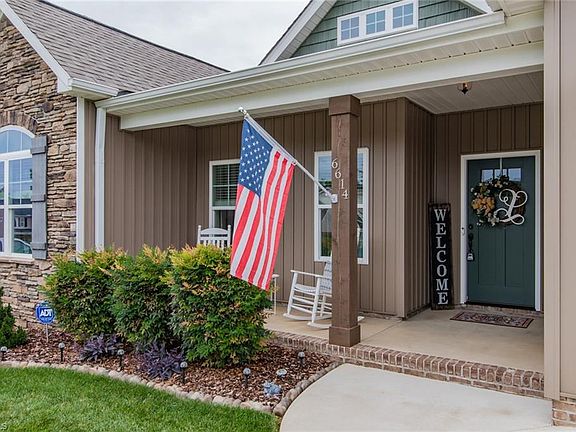 4th image of 6614 Bellawood Dr