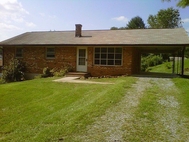 1st image of 2136 Whispering Pine Cir