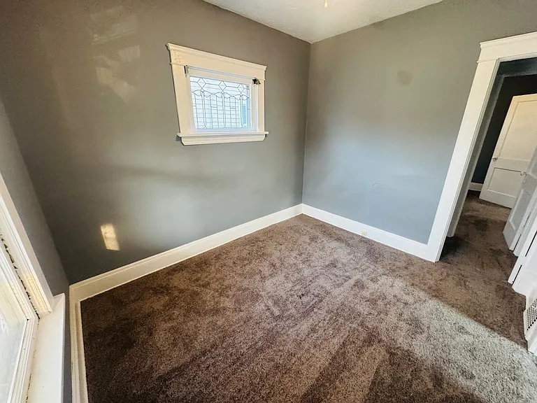 10004 Mt Auburn Ave — Photo 59