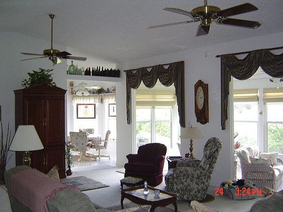 Living room to Florida room