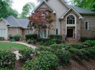 60 Chevaux Ct, Sandy Springs, GA 30342