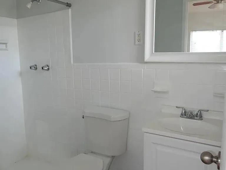 1200 Marseille Dr — Photo 12