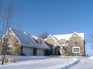 4423 De La Baye Trl, Green Bay, WI 54311