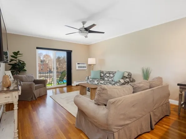 48 Coffey St APT 5D, Dorchester, MA 02122