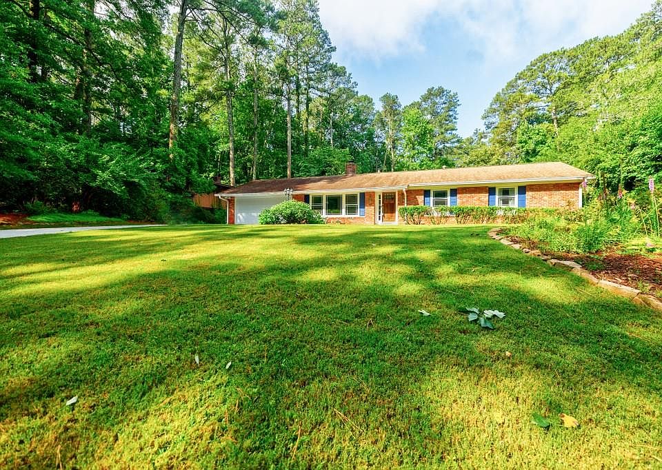 1st image of 3428 Regalwoods Dr SW
