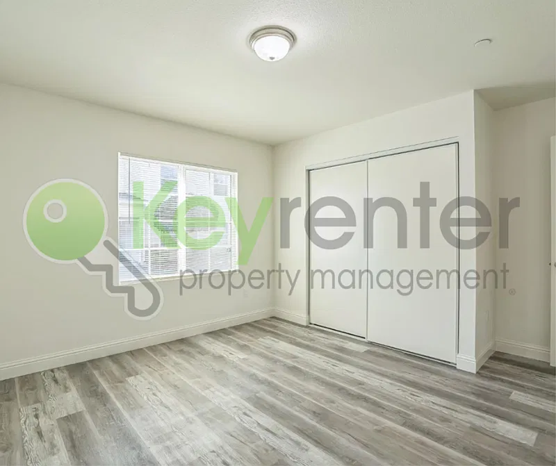 4 bed, 2.0 bath, 1477 sqft, $2,500 — Photo 4