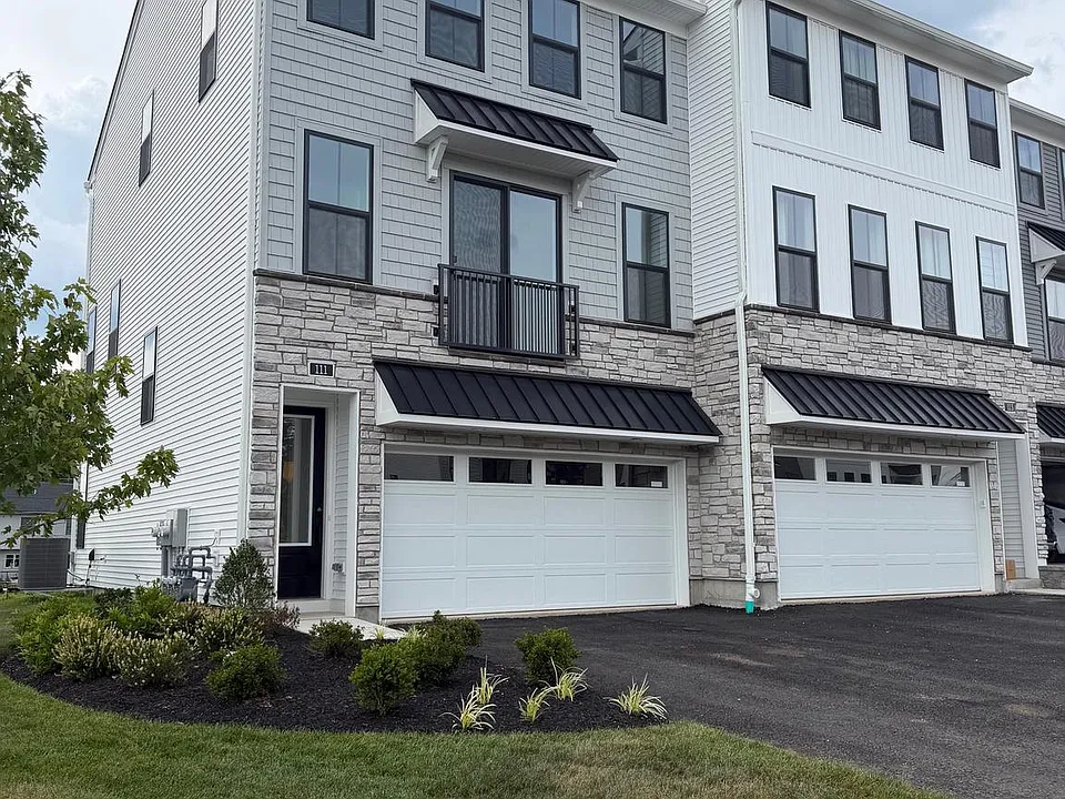 111 Brianna Ct #6