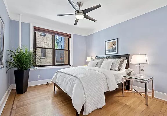 3rd image of 345 E 77th St APT 2C