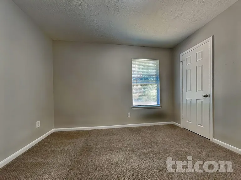 5473 N Buffalo Cir — Photo 13