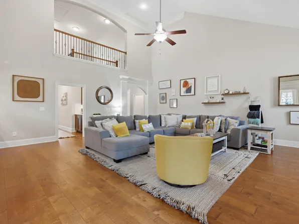 345 Tayside St, Clayton, NC 27520