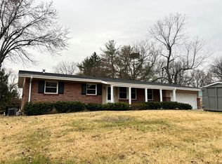 1500 Crossett Dr, Saint Louis, MO 63138