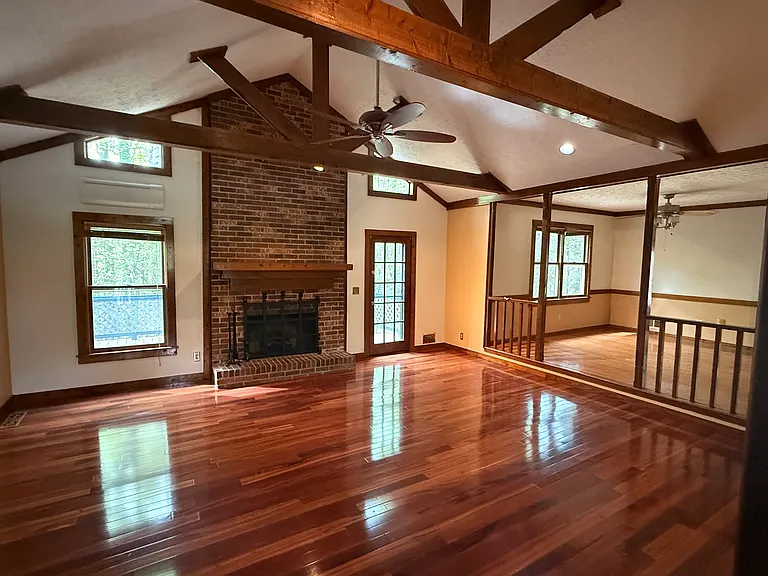 2928 Sanibel Dr — Photo 9