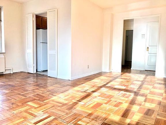 3rd image of 67-40B 193rd St Floor 3