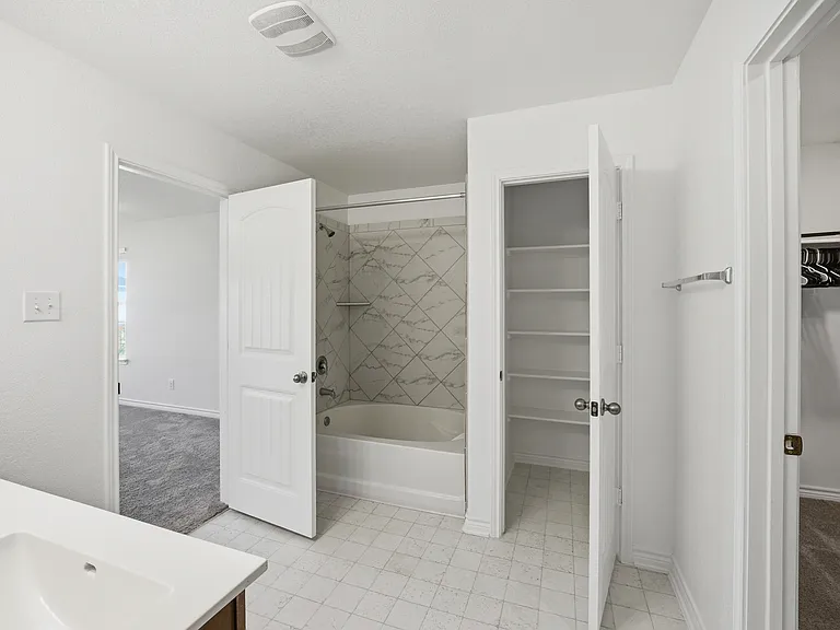 11331 Edelweiss — Photo 9