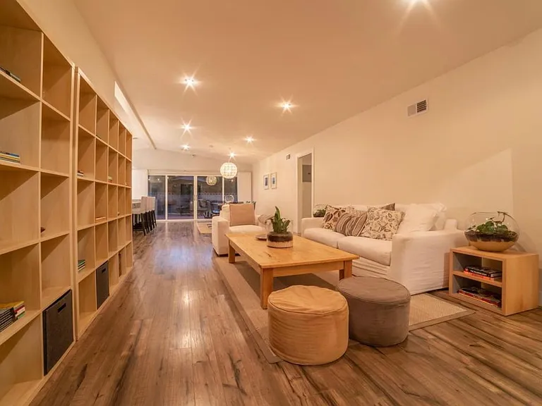 1530 Marine Ave — Photo 9
