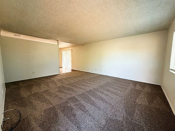 2nd image of 13865 N 48th Ave