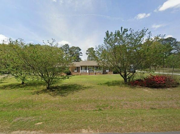 204 N Country Club Dr