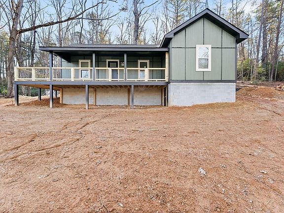 3rd image of 1410 Sky Lake Rd