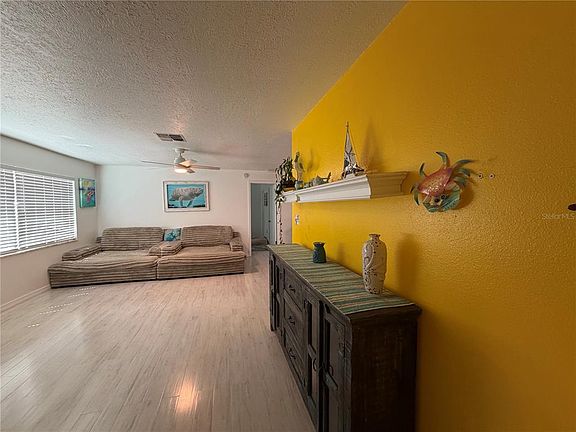 3rd image of 11375 Corrigan St