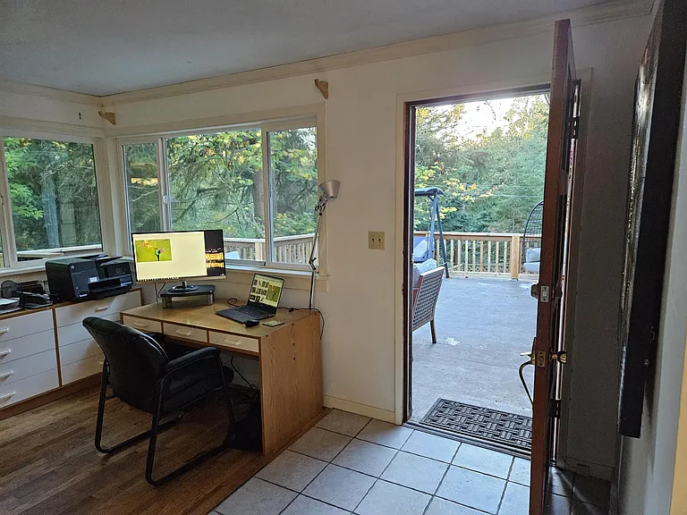 1560 NE 106th St #1 — Photo 11