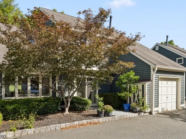 52 Village Drive, Bernards Twp., NJ 07920