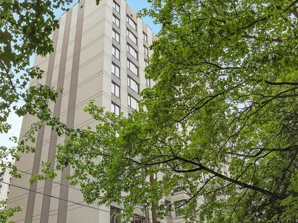 1105 Spring Street #703, Seattle, WA 98104