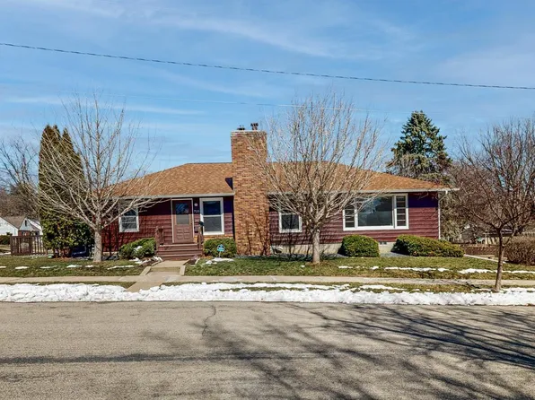 725 11th St NW, Rochester, MN 55901