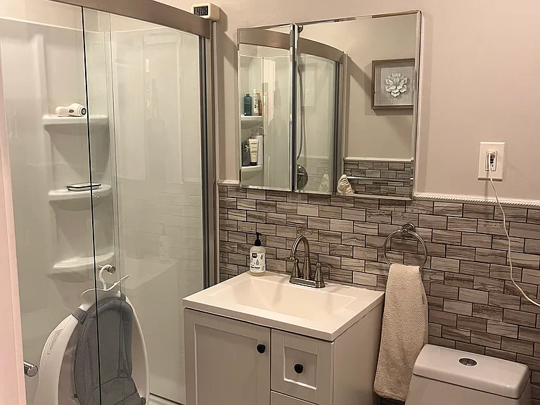 137 Princeton St #1 — Photo 8