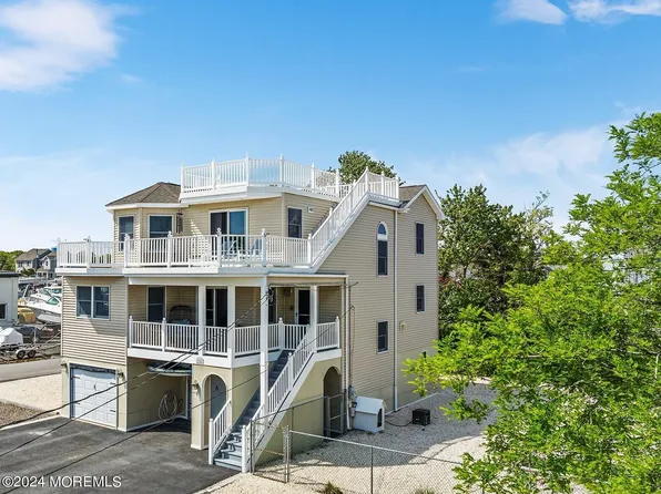 95 Atlantic Avenue, Waretown, NJ 08758