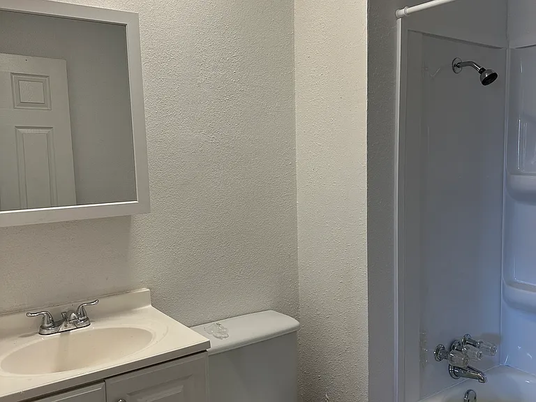 1822 Mactavish Ct #2 — Photo 15