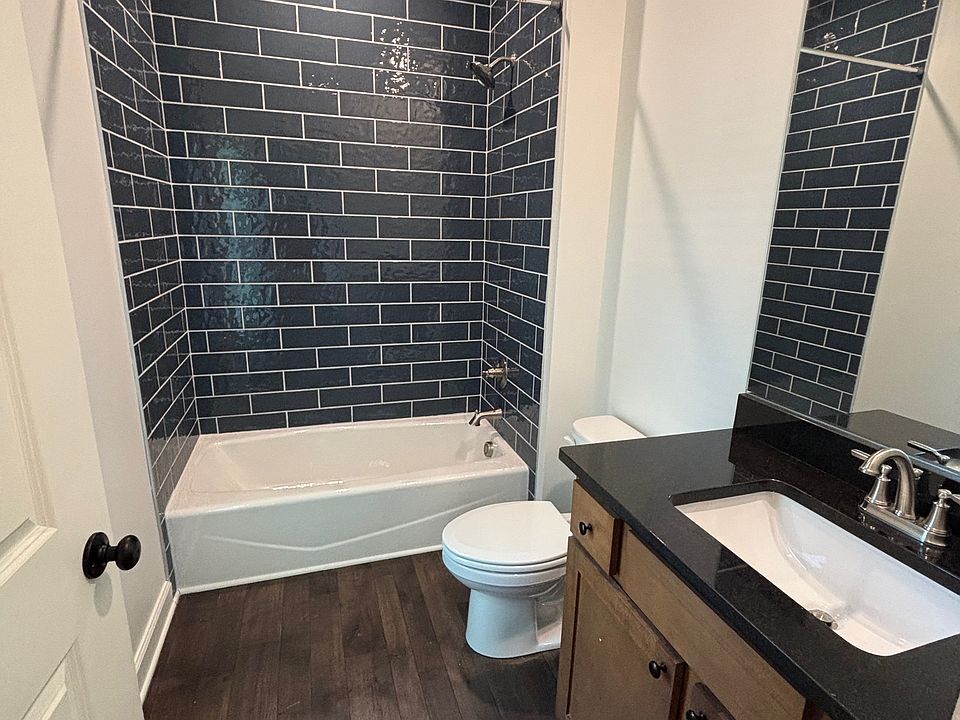 2nd image of 1613 Williams St #1613A