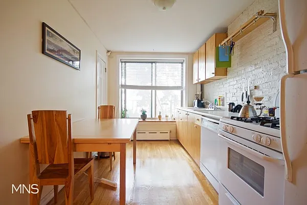 Rented by MNS | media 5