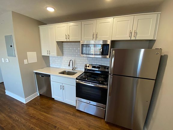 2nd image of 502 Park Ave #19