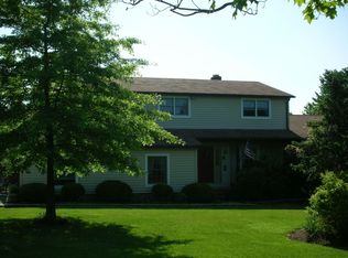 11151 Caves Rd, Chesterland, OH 44026