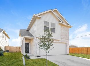 10480 Green Br, San Antonio, TX 78223