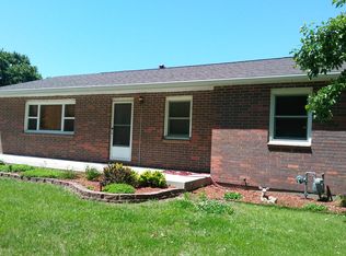 4947 NW Haven Rd, Topeka, KS 66617