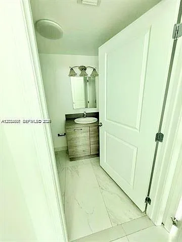 400 Sunny Isles Blvd #817 — Photo 13