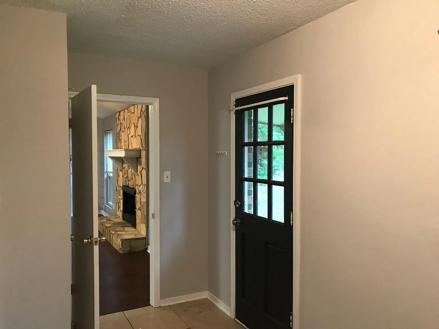 1755 Wagon Wheel Dr — Photo 4