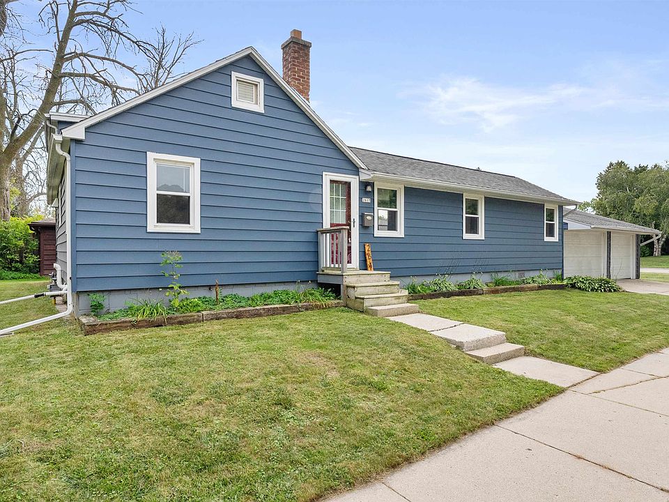 1st image of 2617 Saemann Ave