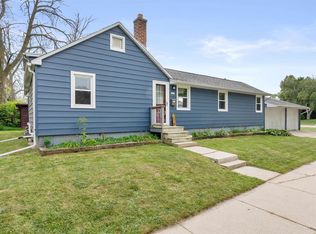 2617 Saemann Ave, Sheboygan, WI 53081