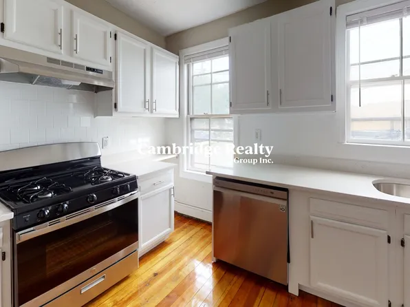 280 McGrath Hwy, Somerville, MA