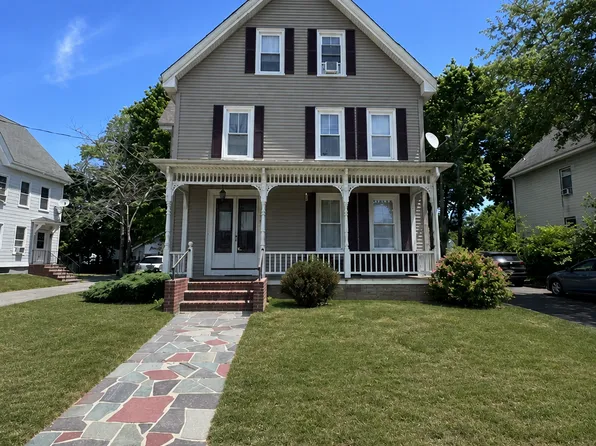 53 Everett St #2, Middleboro, MA 02346