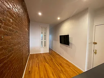 Rented by Best Apartments North Inc