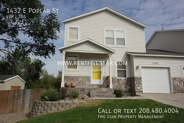 1432 E Poplar St — Photo 1