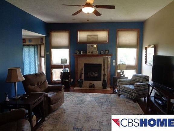 5th image of 2701 Lakeview Cir