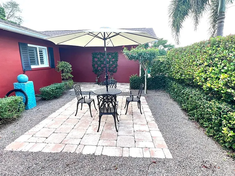 4836 Napoli Dr #4836 — Photo 8