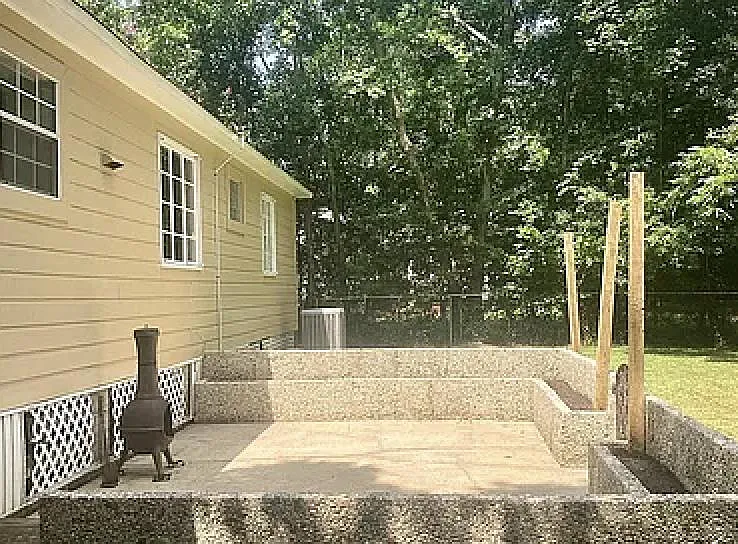 713 Myrtle St — Photo 10