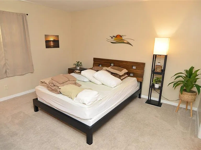 121 Seahorse Dr SE #C — Photo 22